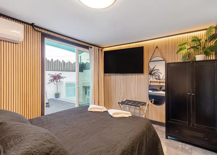 Luxury Downtown With Villa Phoenix